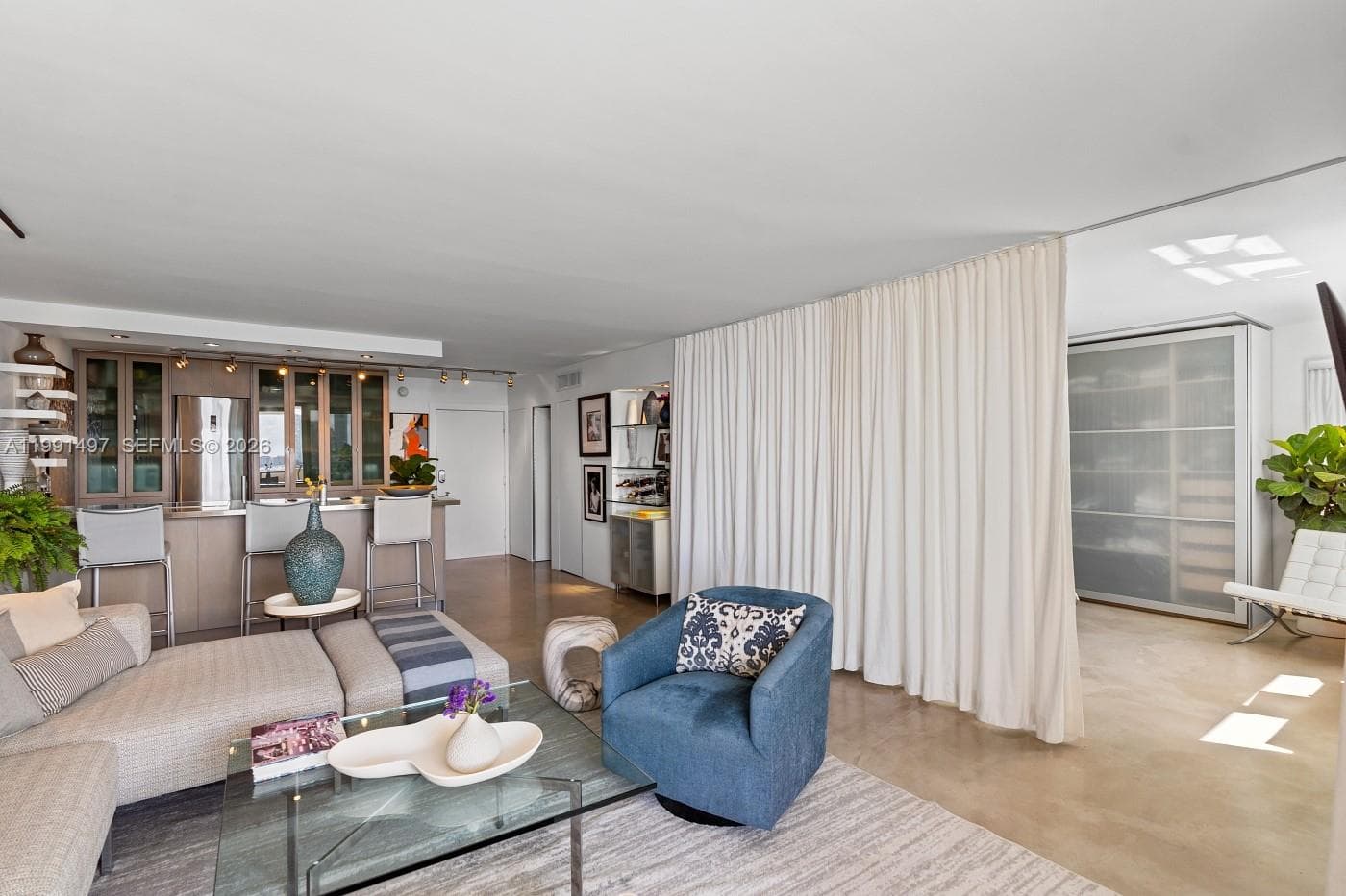 A11991497 — Miami Beach — 19