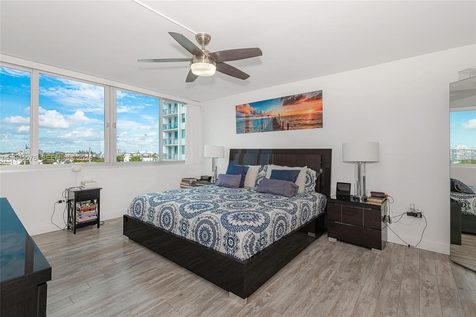 A11991576 — Miami Beach — 21