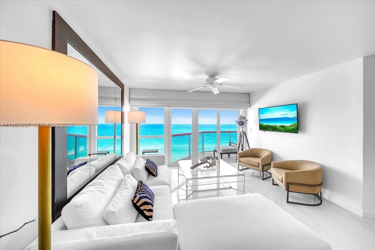A11991637 — Miami Beach — 6