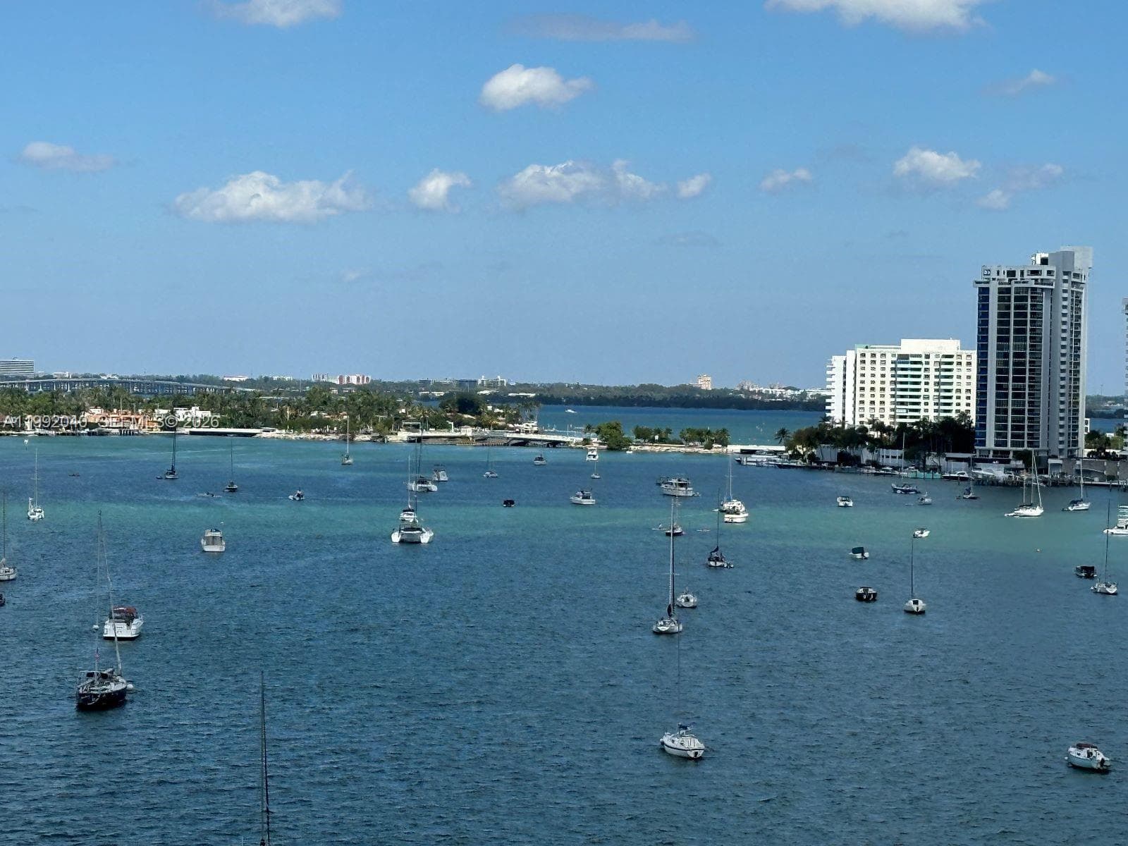 A11992040 — Miami Beach — 32