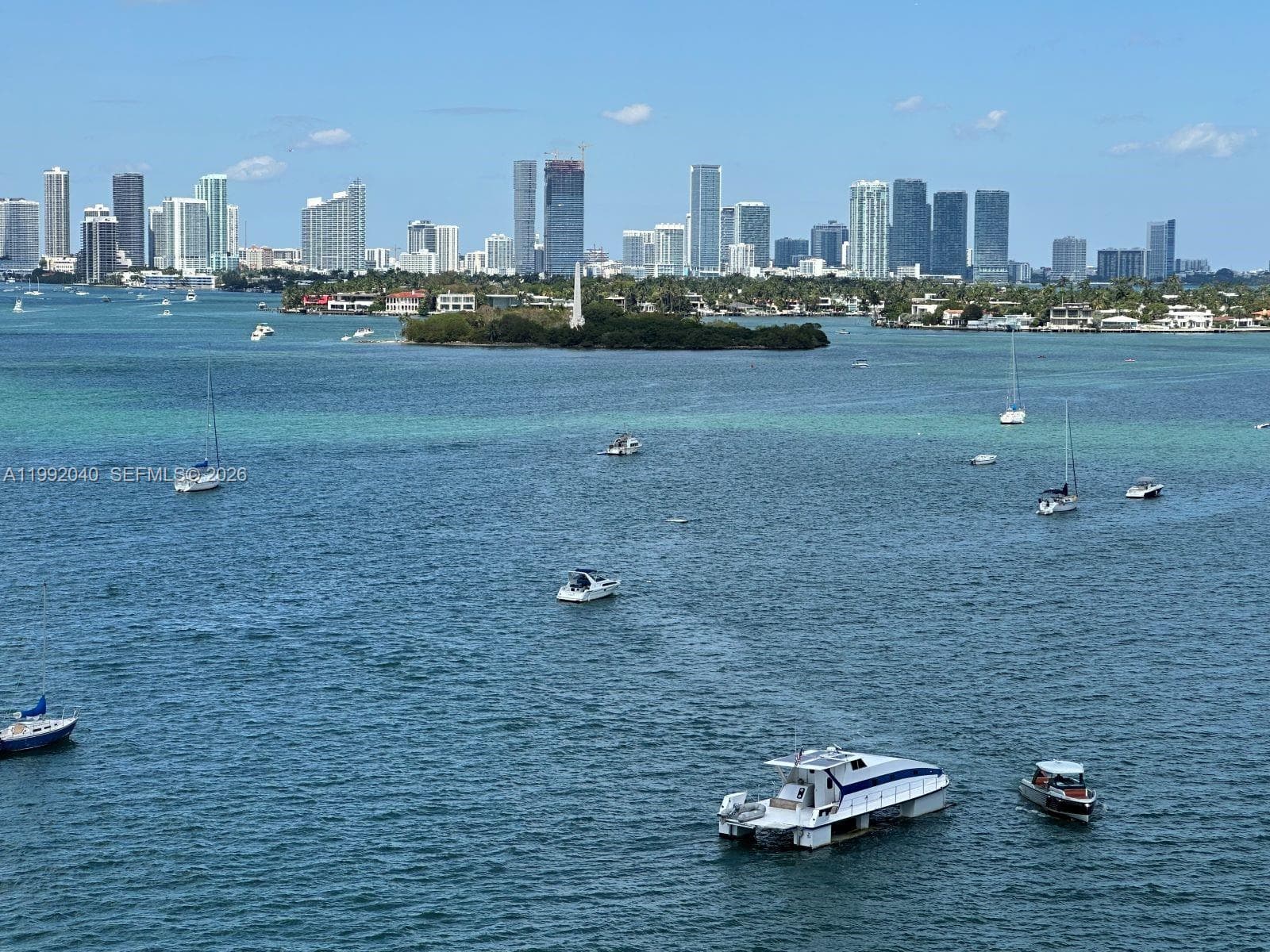 A11992040 — Miami Beach — 33