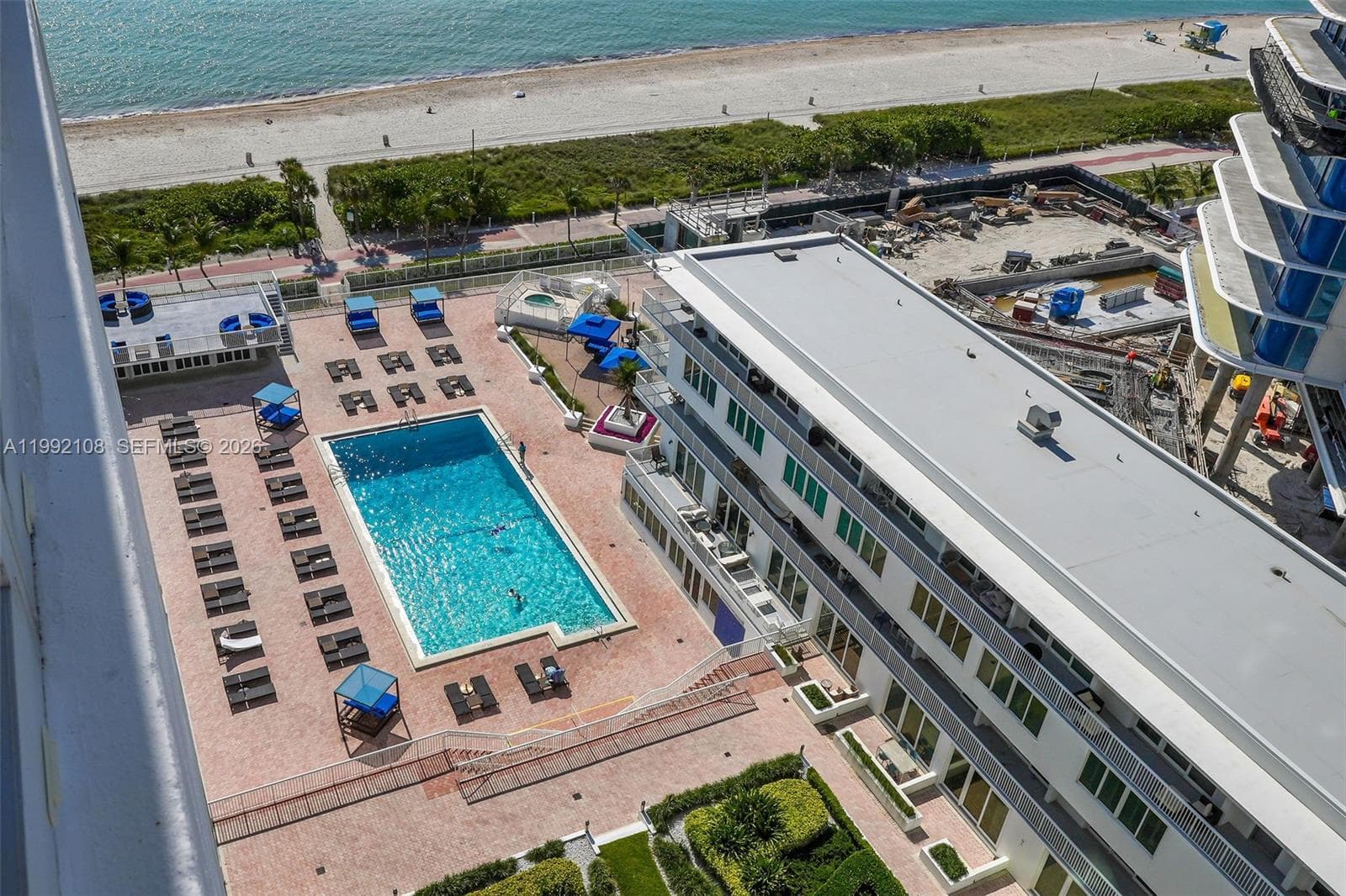 A11992108 — Miami Beach — 7