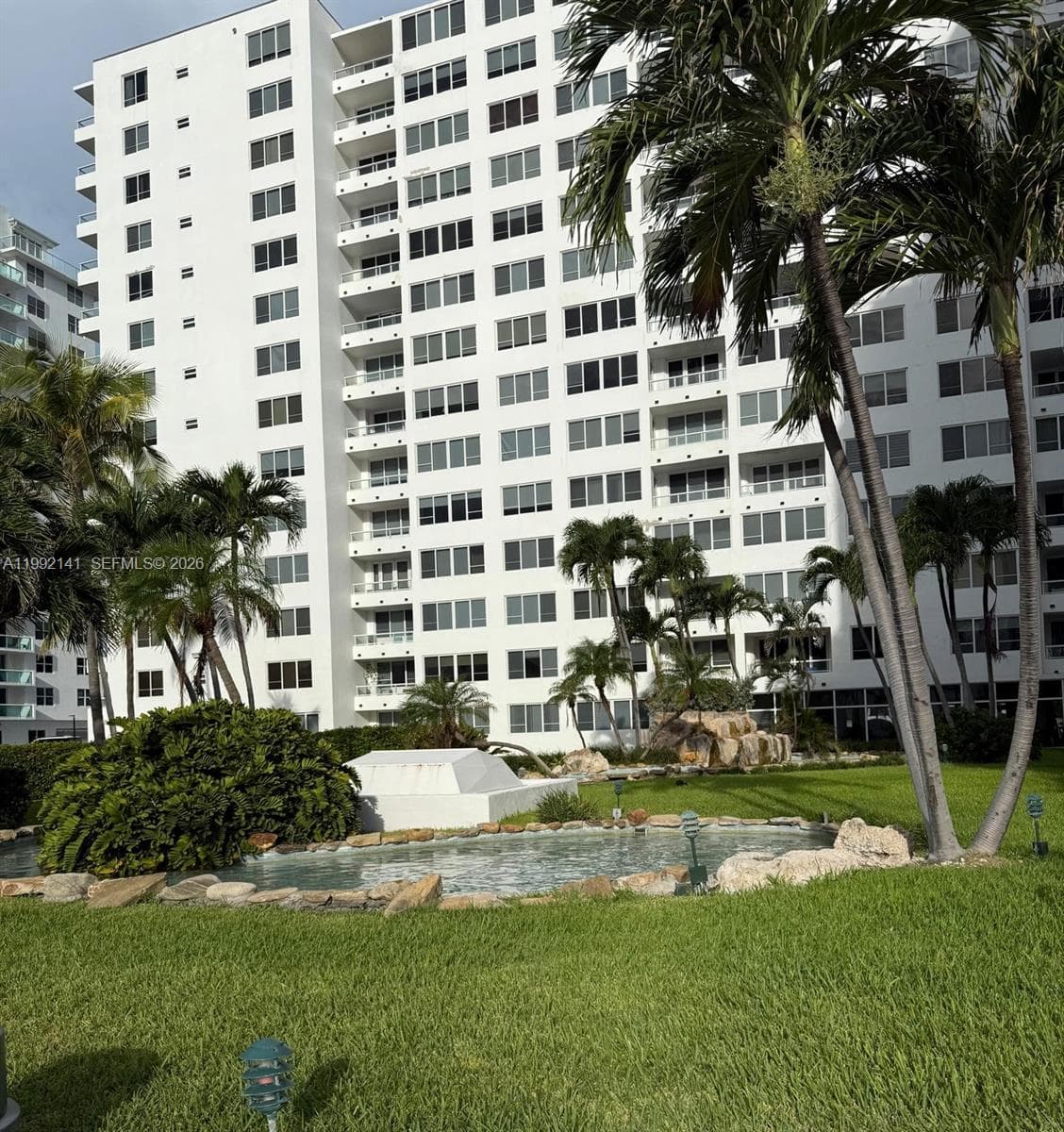 A11992141 — Miami Beach — 22
