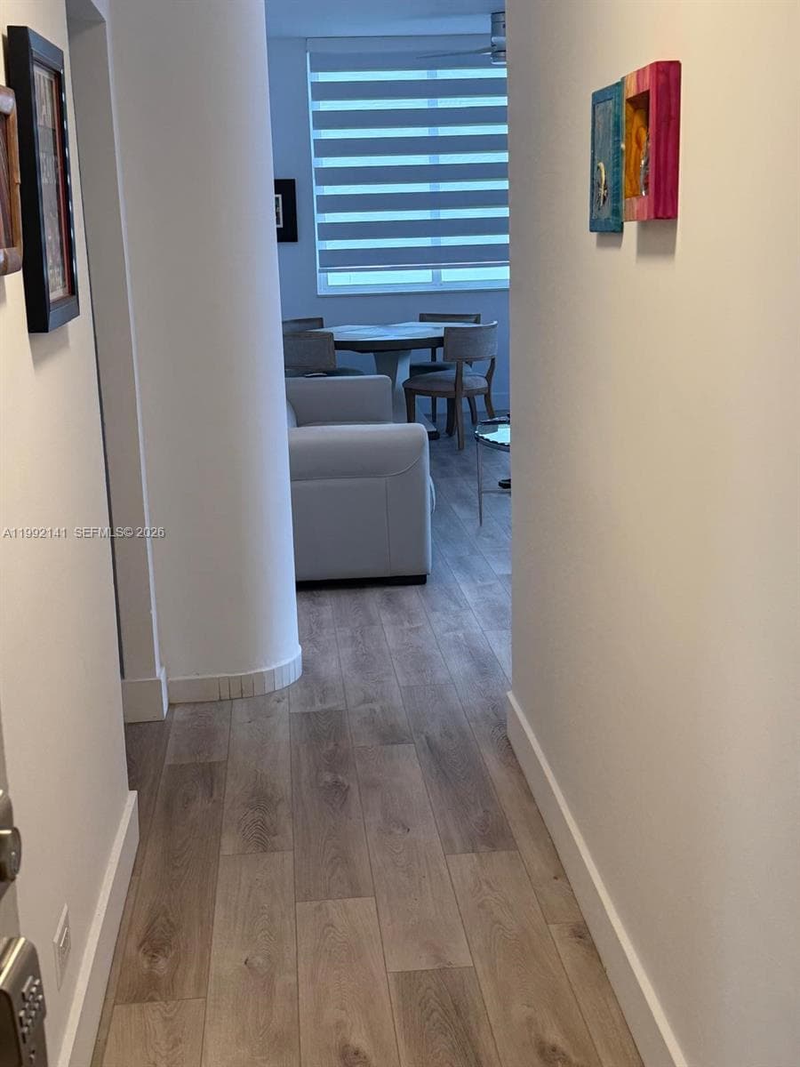 A11992141 — Miami Beach — 5