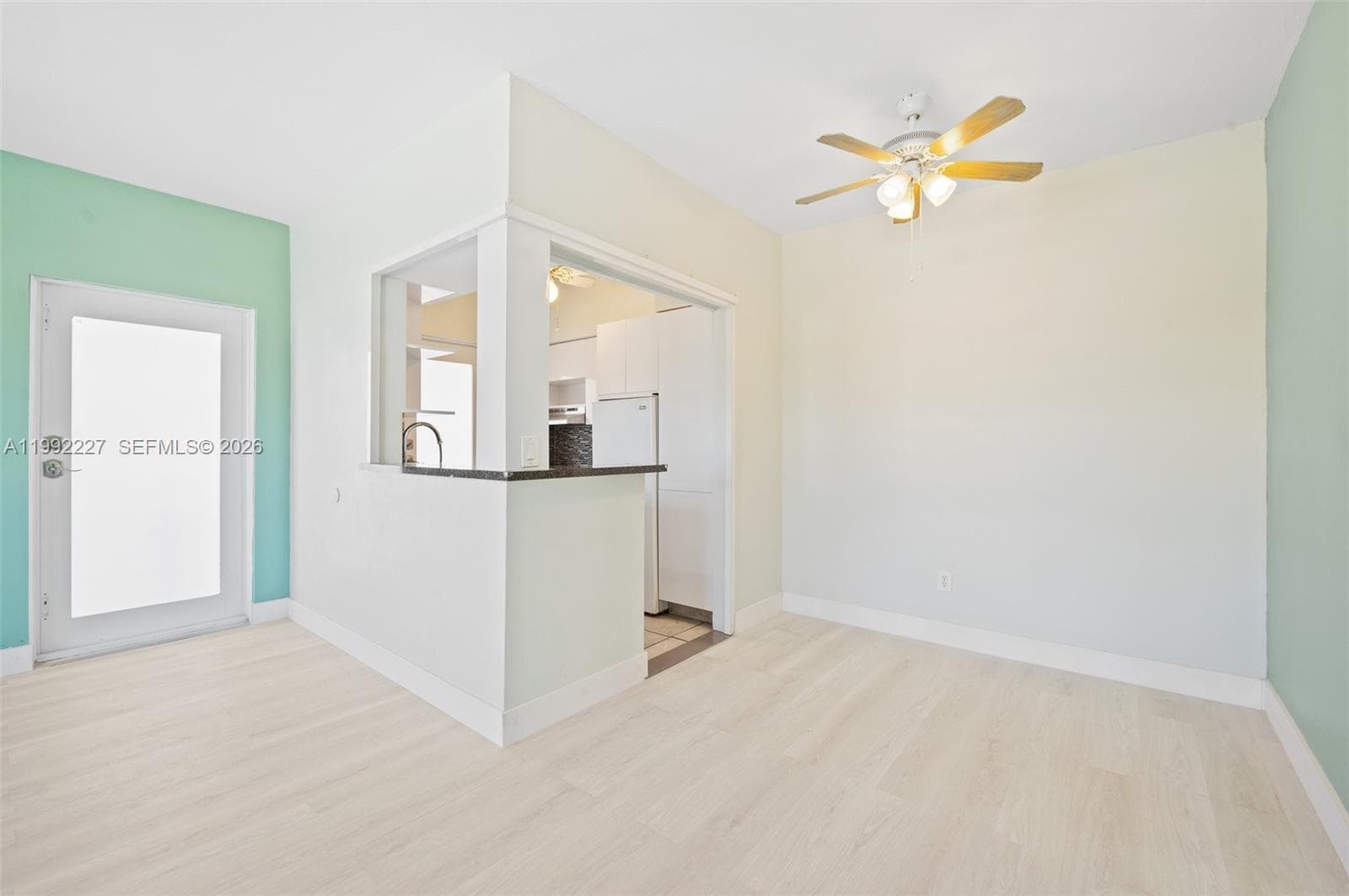 A11992227 — Miami Beach — 6