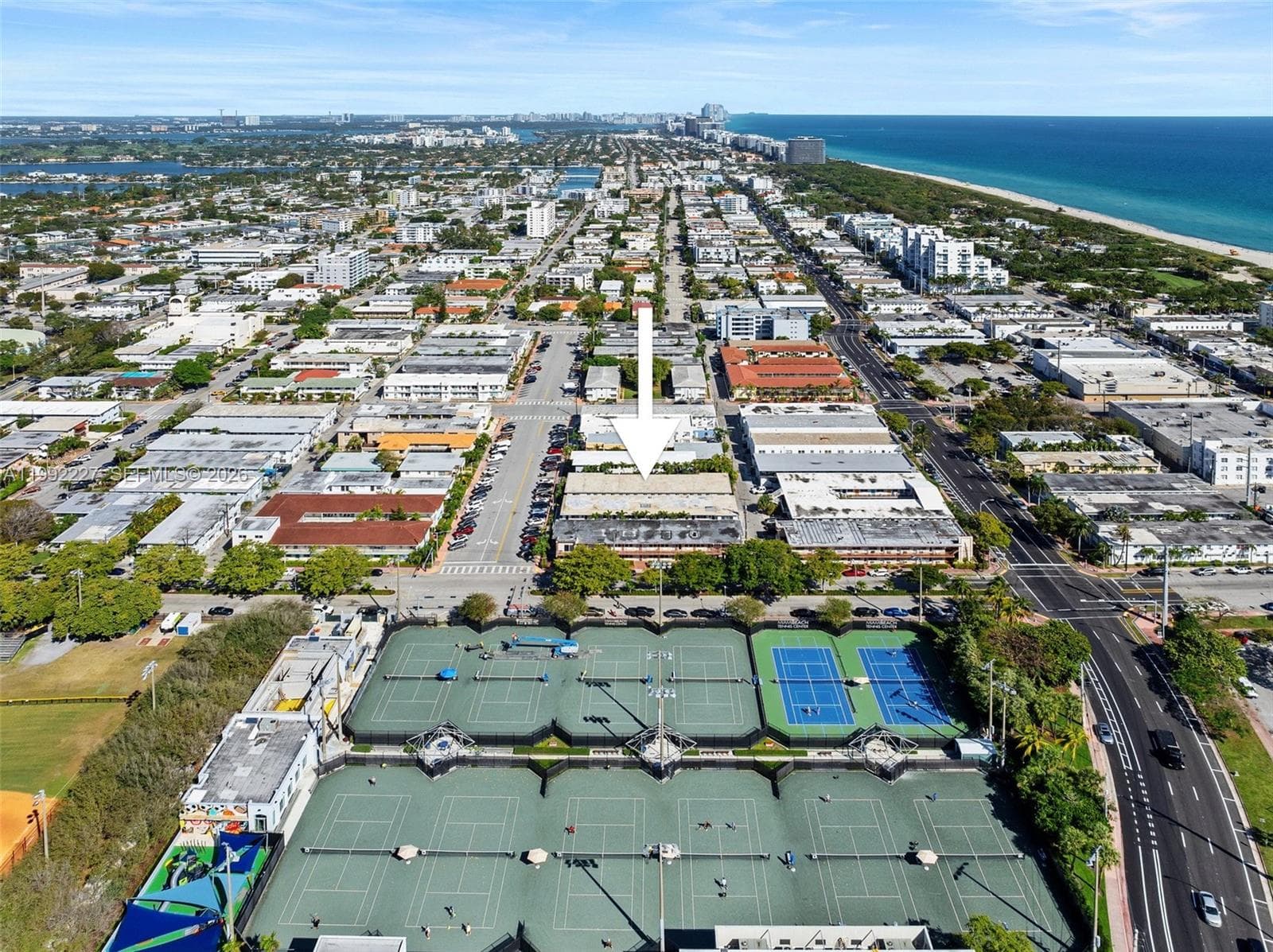 A11992227 — Miami Beach — 25