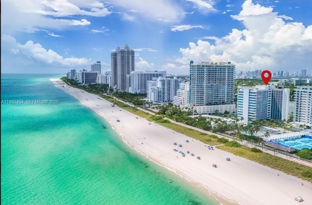 A11992454 — Miami Beach