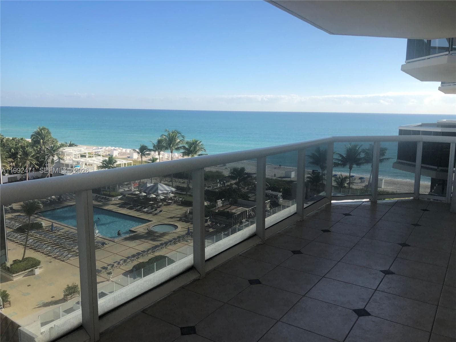 A11992471 — Miami Beach — 22