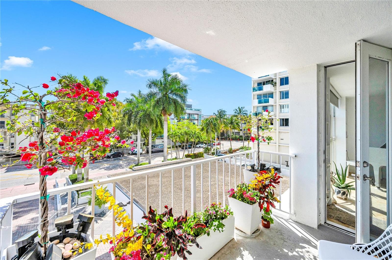 A11992624 — Miami Beach — 6