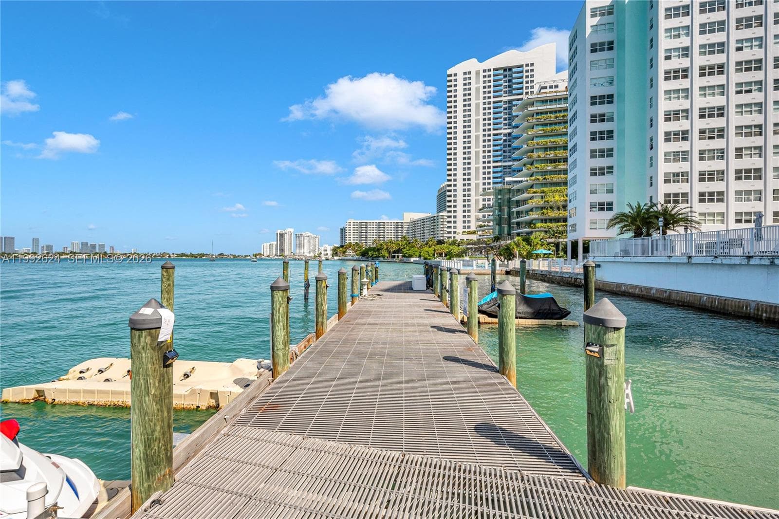 A11992624 — Miami Beach — 35