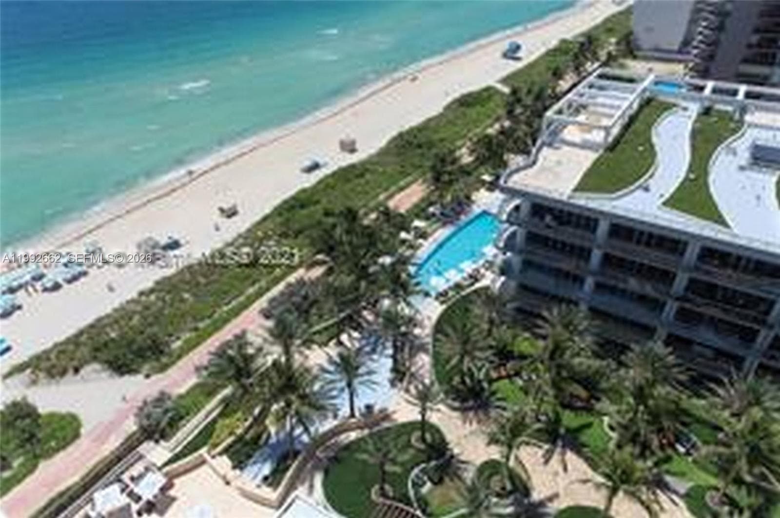 A11992662 — Miami Beach — 43