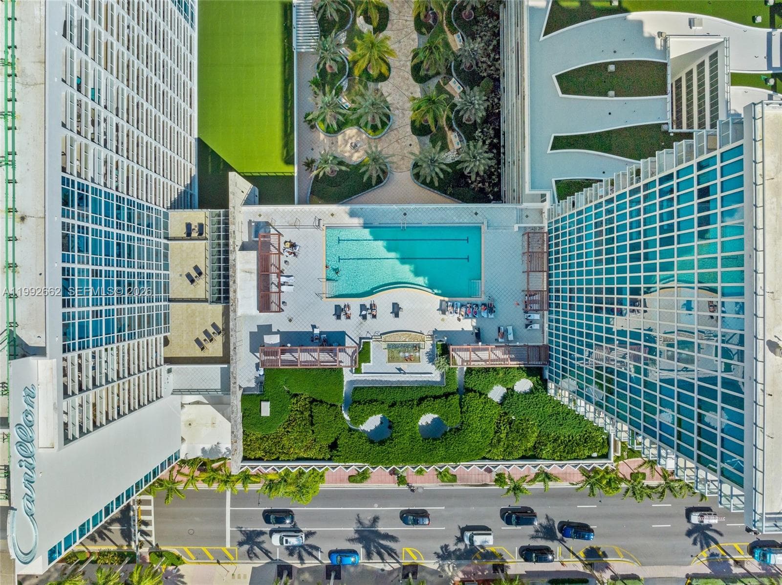 A11992662 — Miami Beach — 41