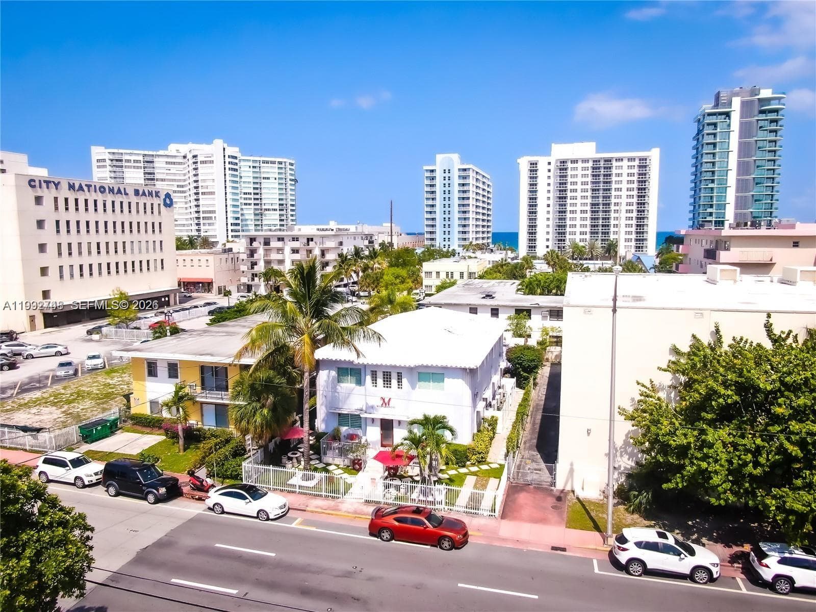 A11992748 — Miami Beach — 6