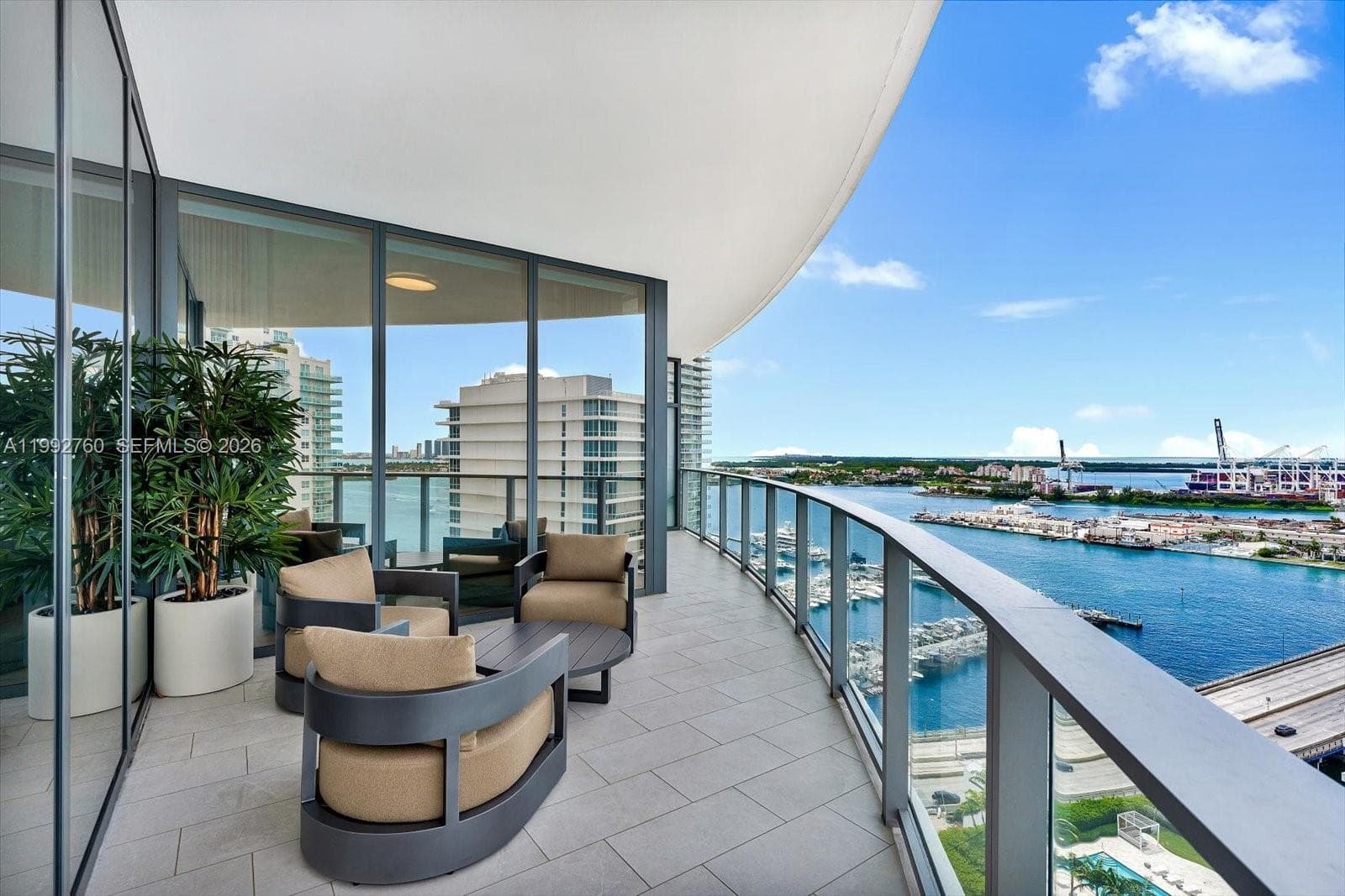 A11992760 — Miami Beach — 7
