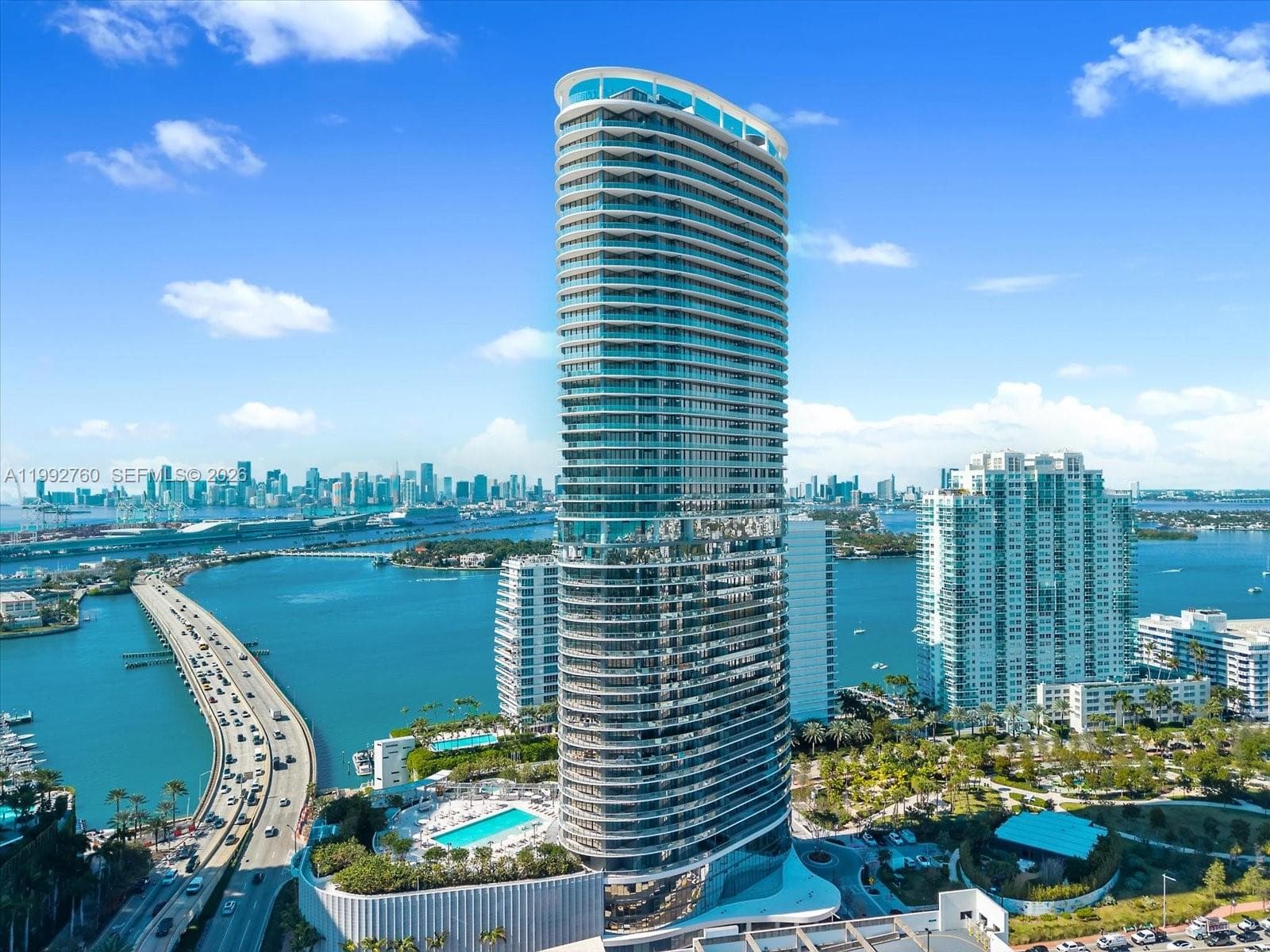 A11992760 — Miami Beach