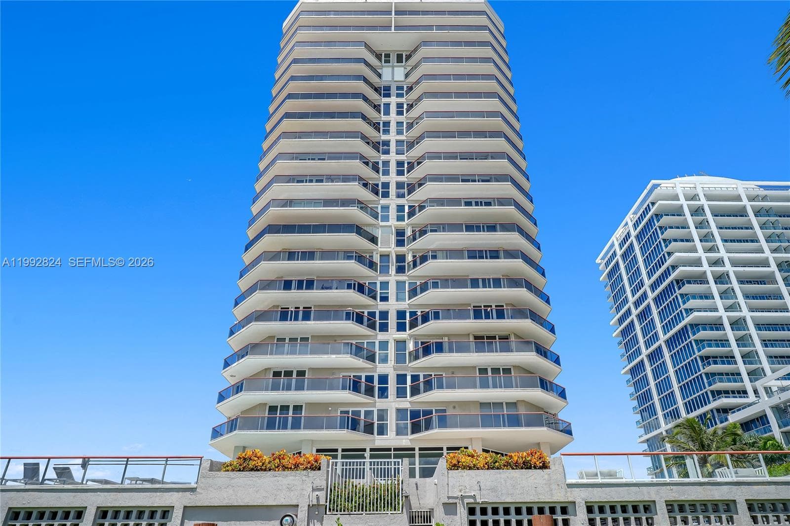 A11992824 — Miami Beach