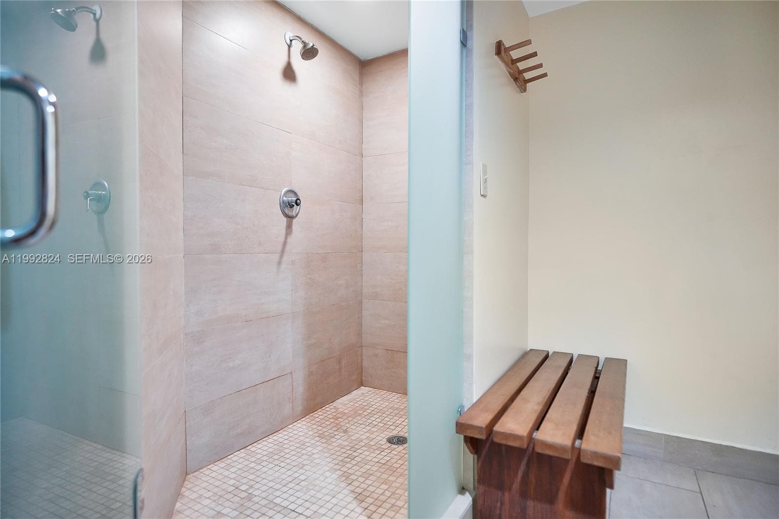 A11992824 — Miami Beach — 28