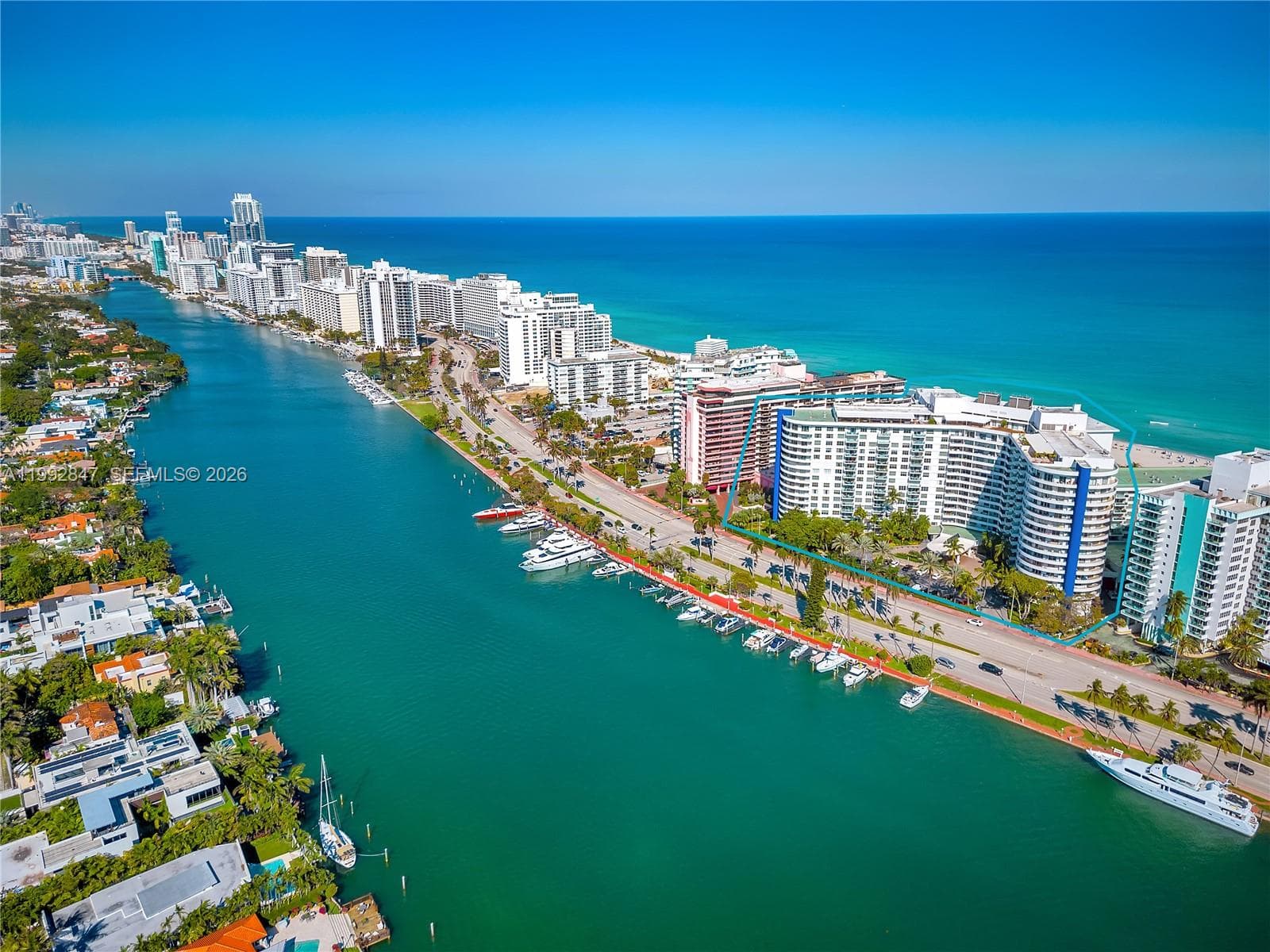 A11992847 — Miami Beach — 33