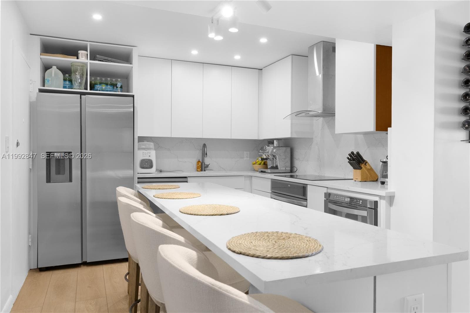 A11992847 — Miami Beach — 15