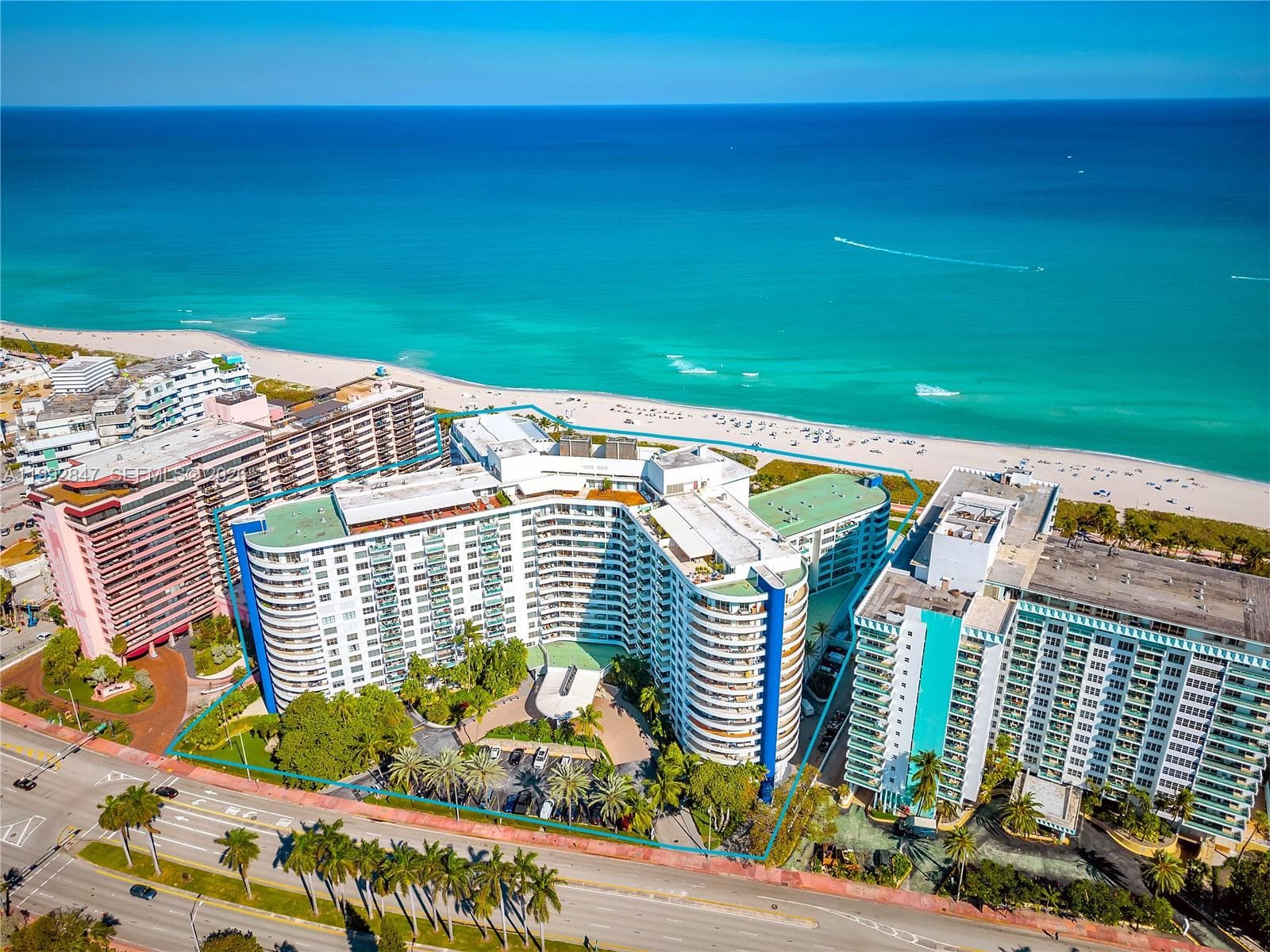 A11992847 — Miami Beach — 31