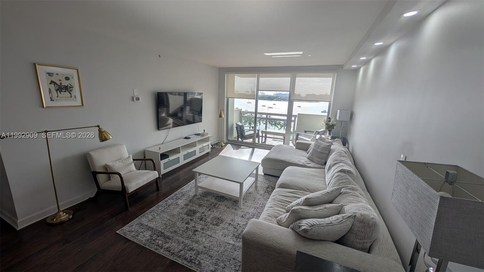 A11992909 — Miami Beach — 3