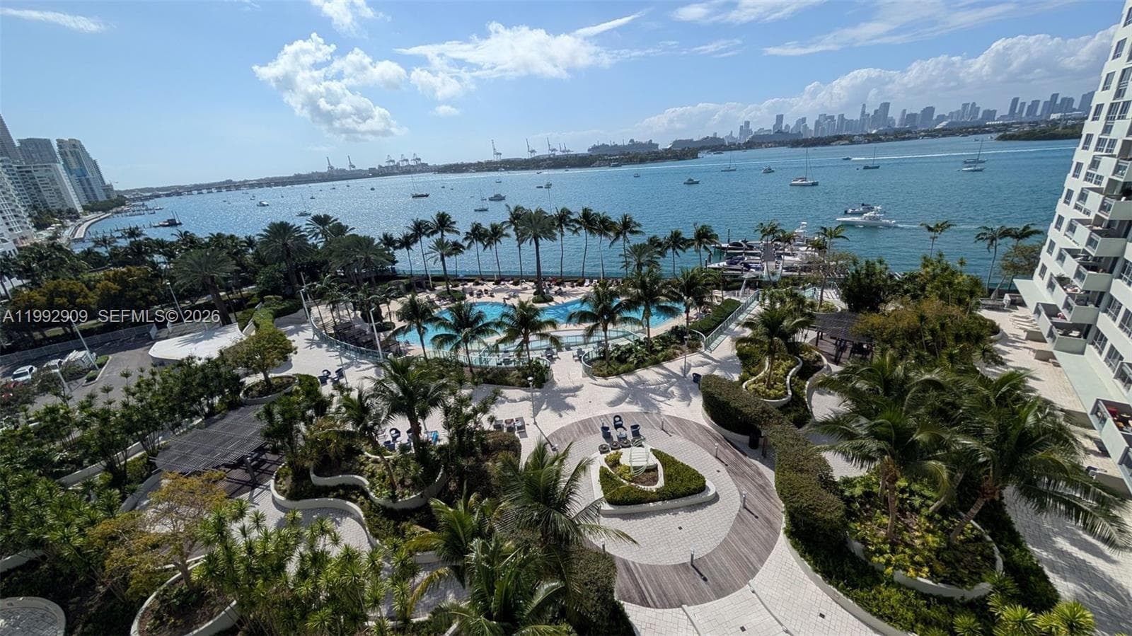 A11992909 — Miami Beach