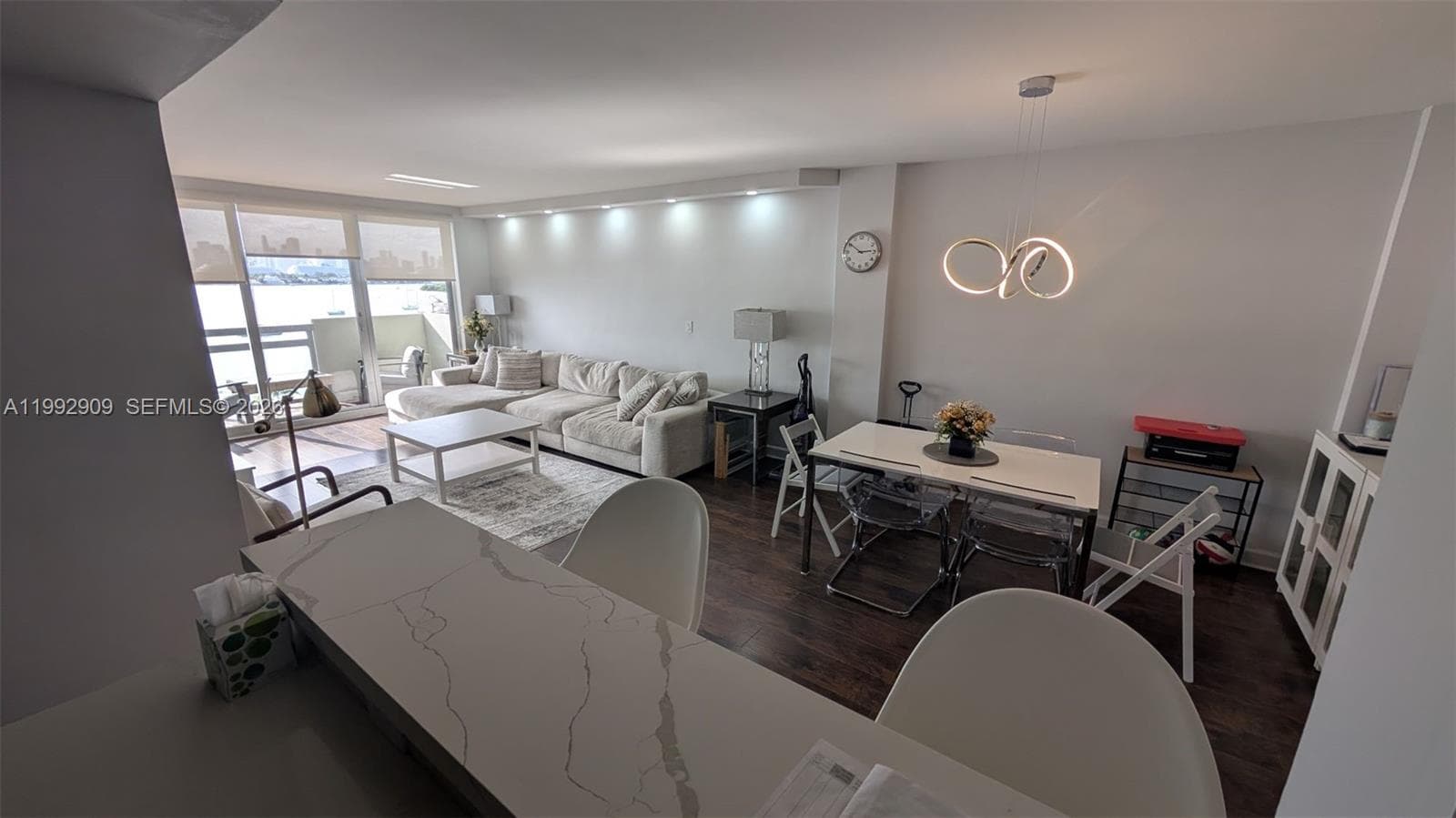 A11992909 — Miami Beach — 24