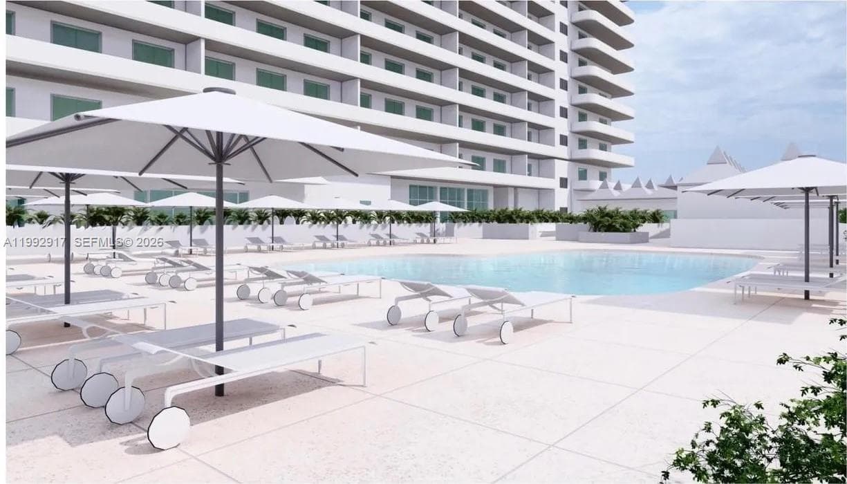 A11992917 — Miami Beach — 46