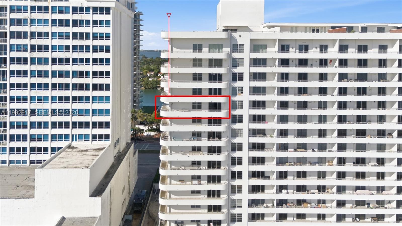 A11992917 — Miami Beach — 7