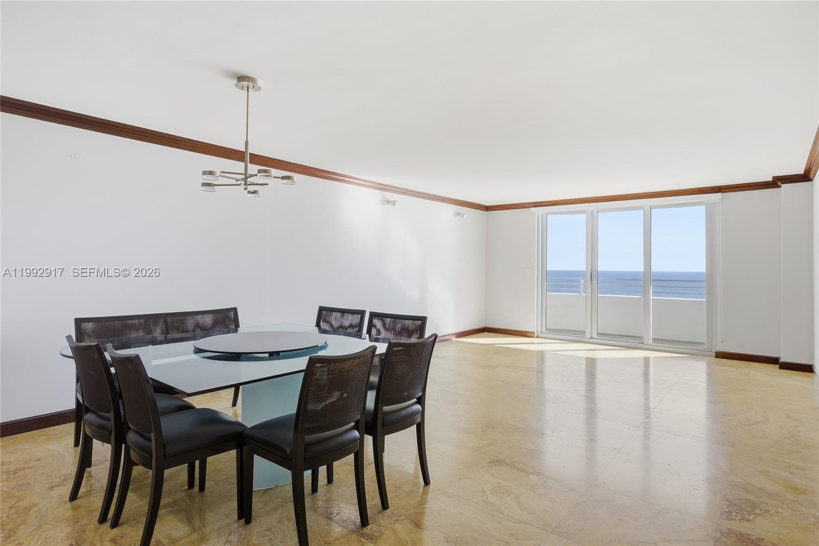 A11992917 — Miami Beach — 20