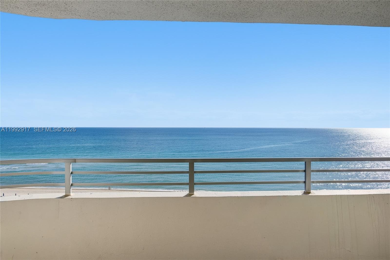 A11992917 — Miami Beach — 15