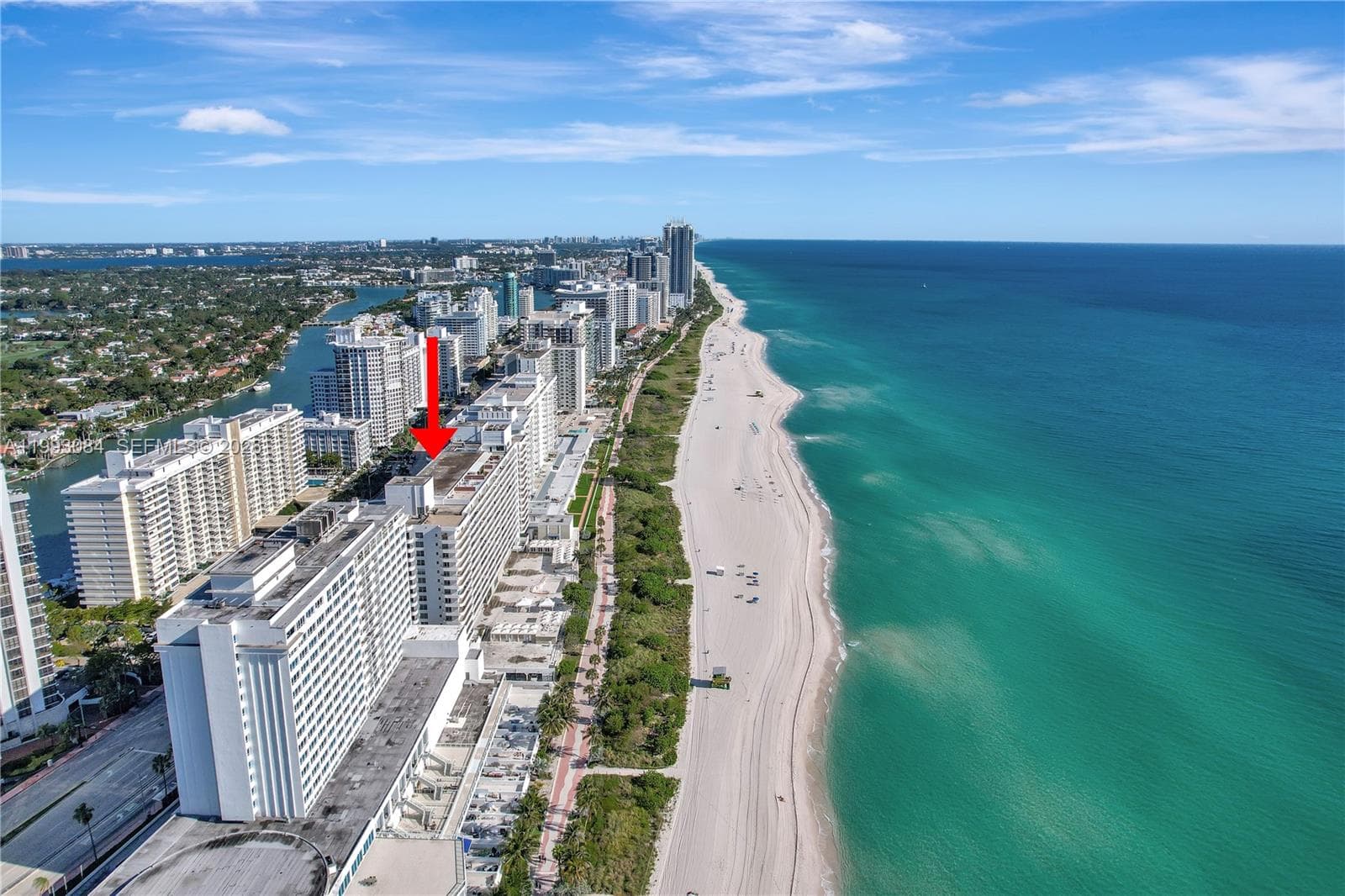 A11993084 — Miami Beach — 32