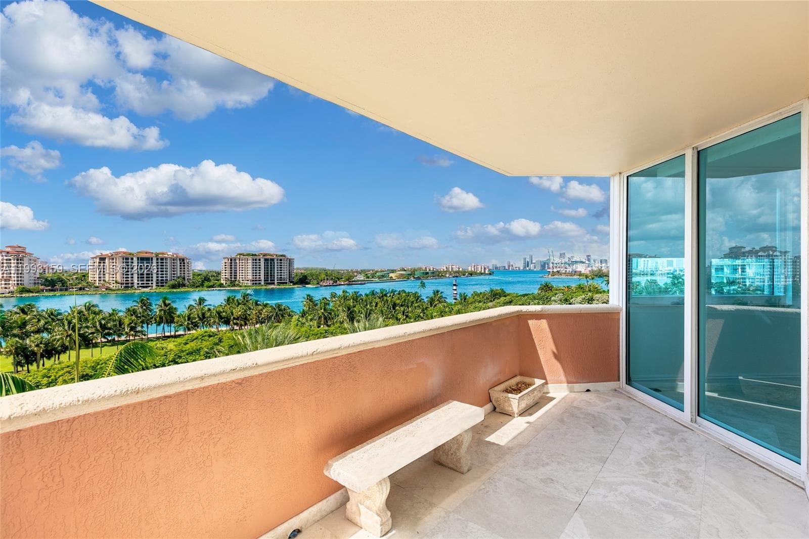 A11993159 — Miami Beach — 24
