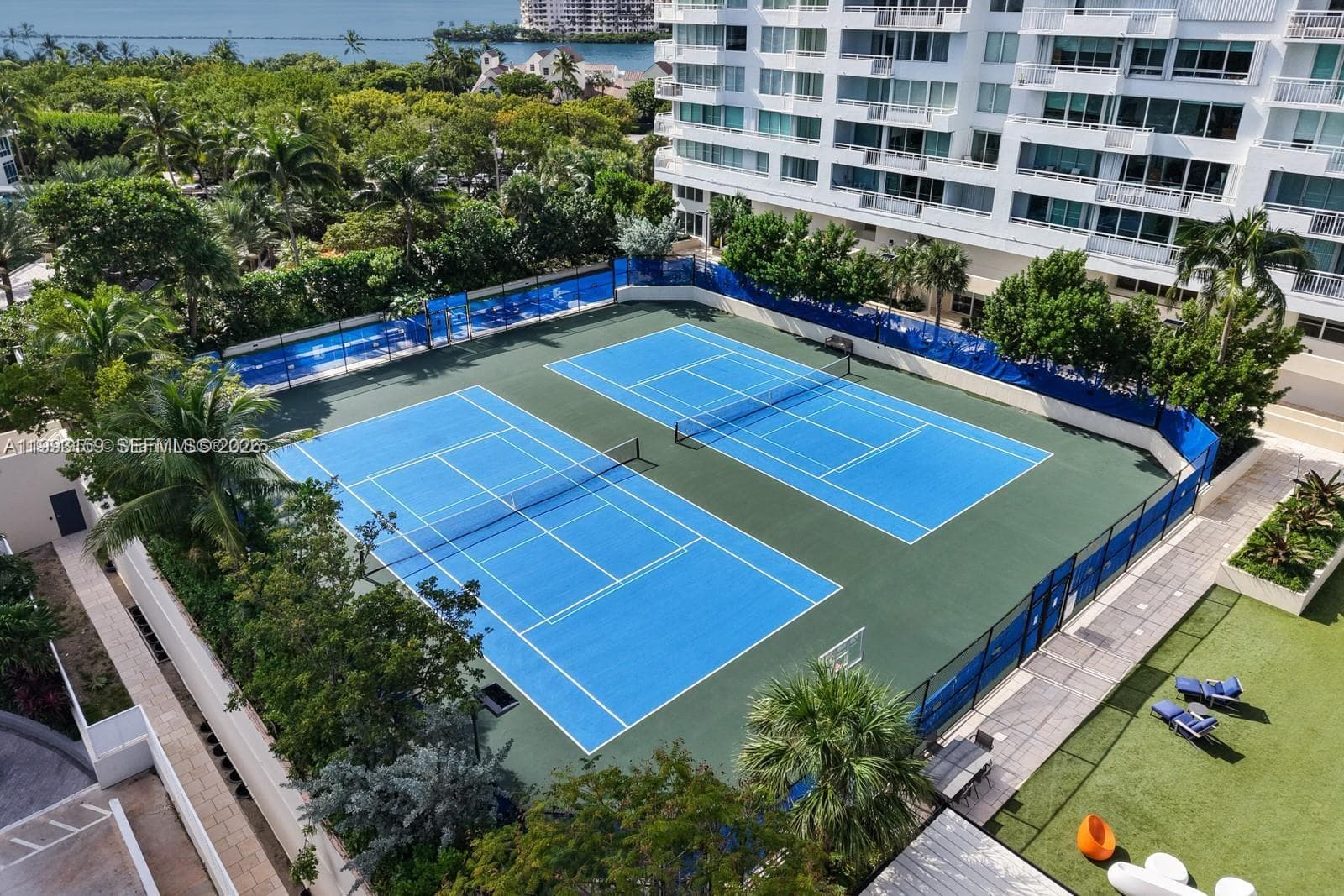 A11993159 — Miami Beach — 34
