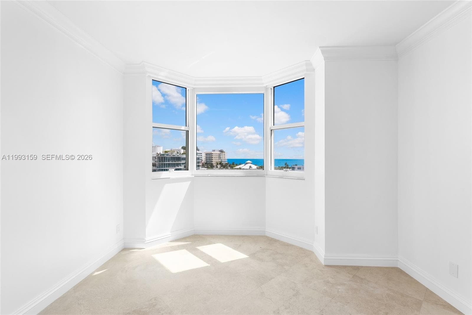 A11993159 — Miami Beach — 21