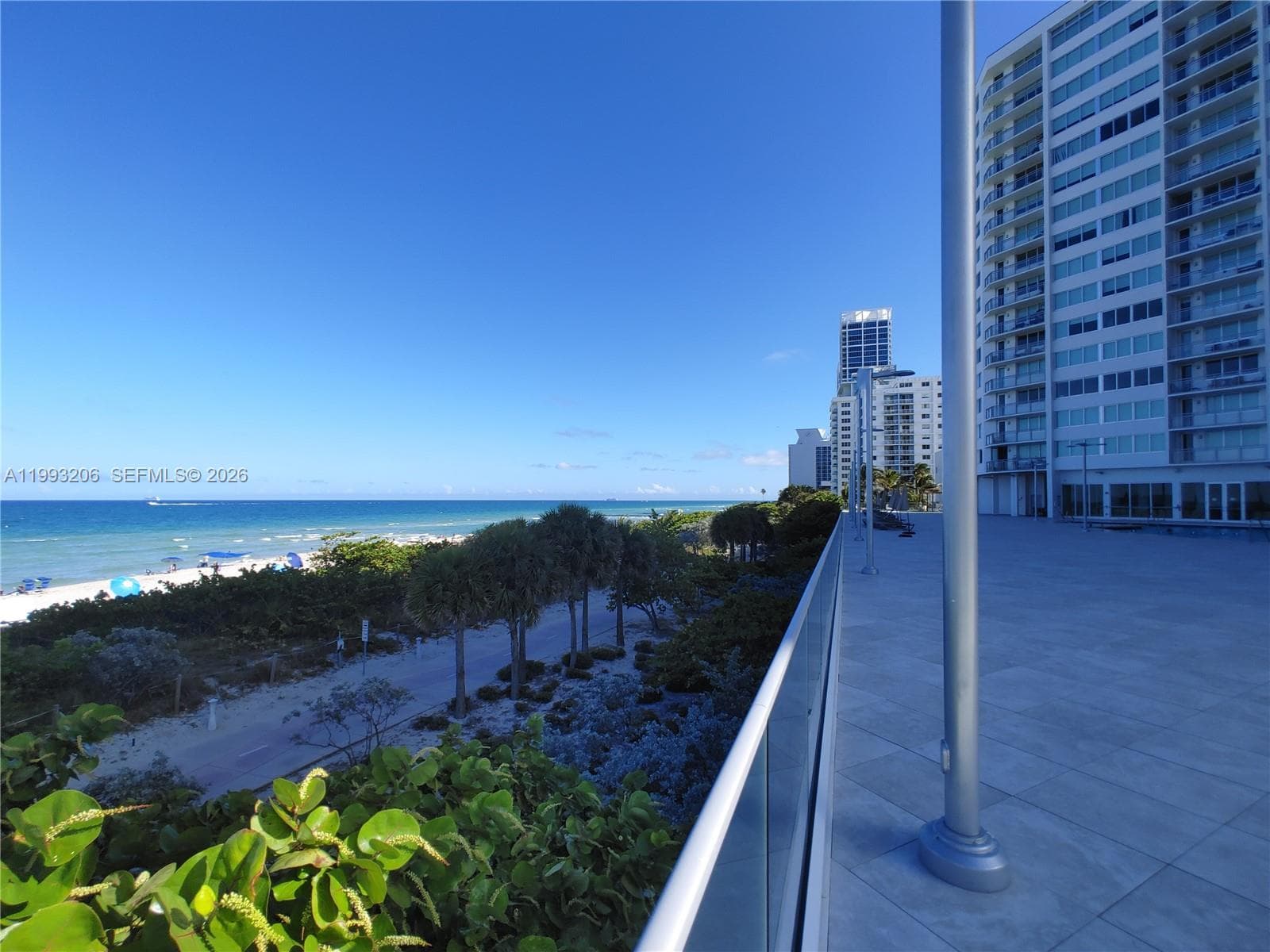 A11993206 — Miami Beach — 37