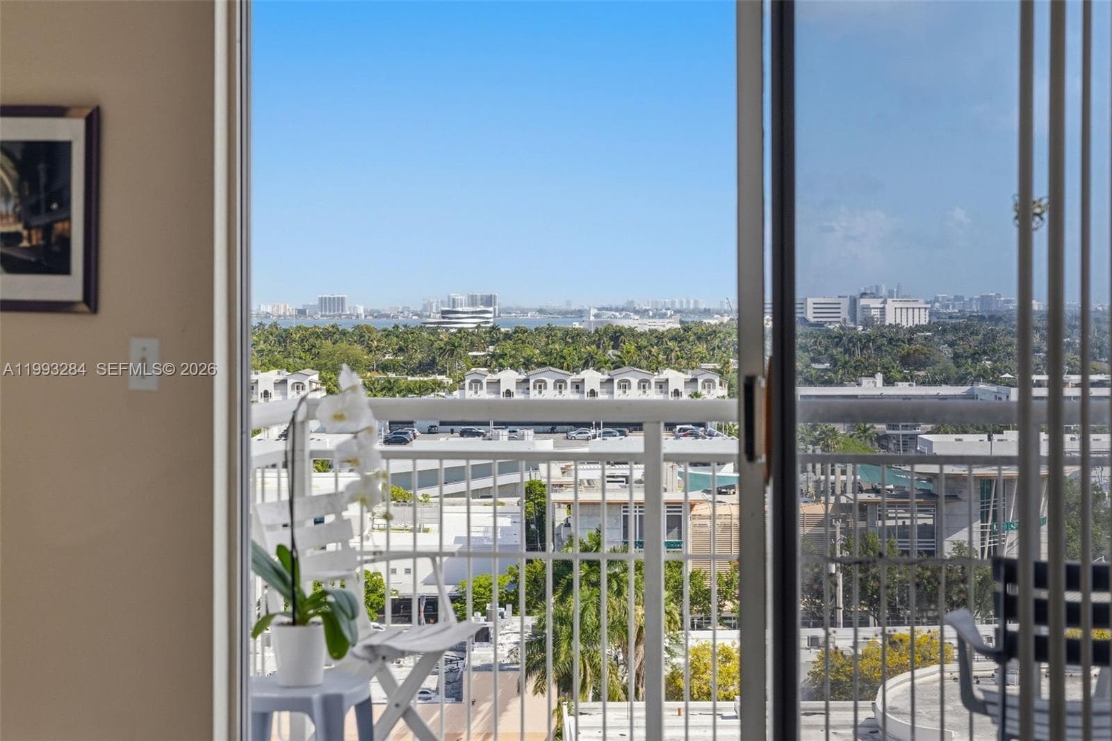 A11993284 — Miami Beach — 3