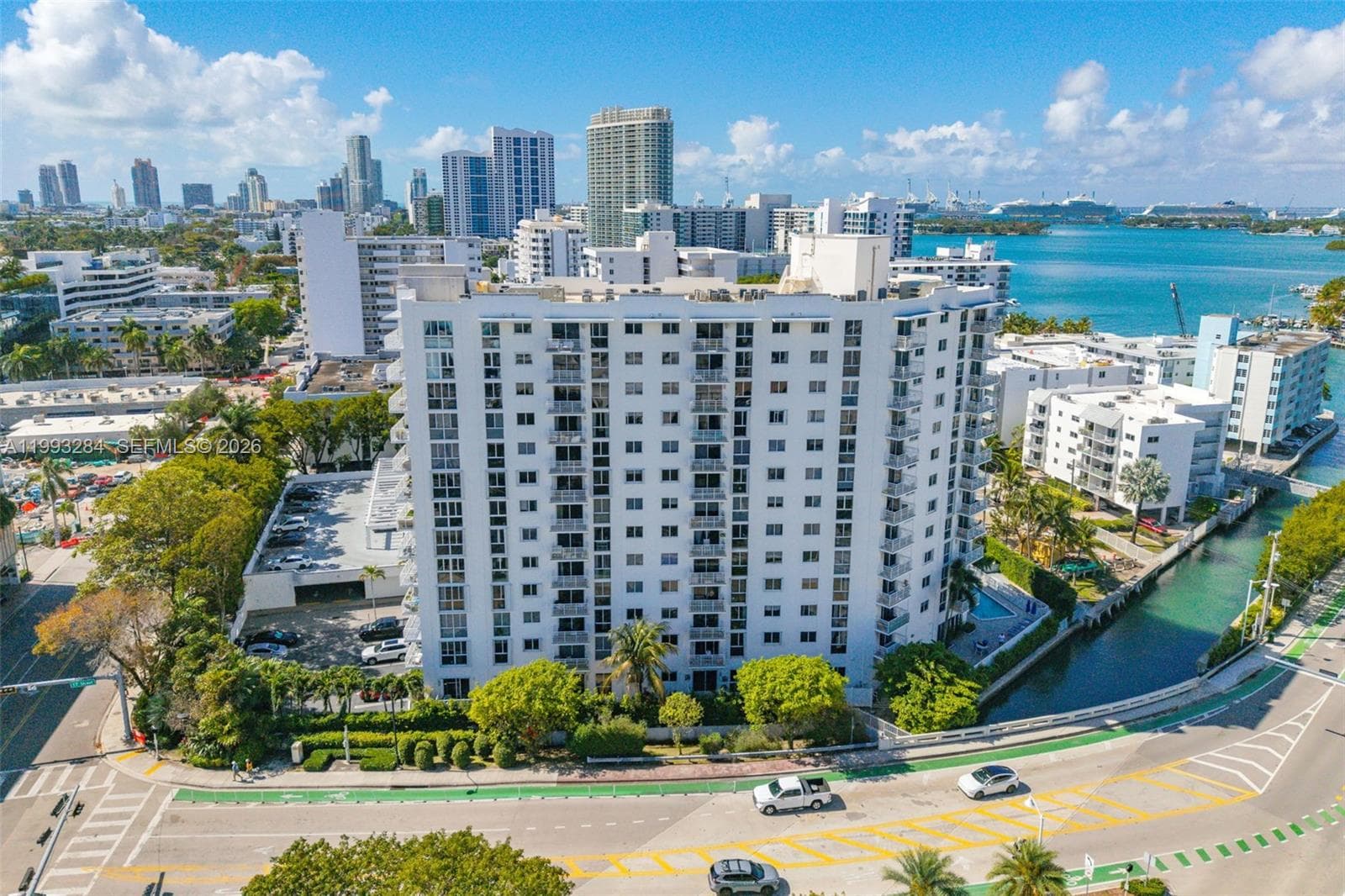 A11993284 — Miami Beach — 24