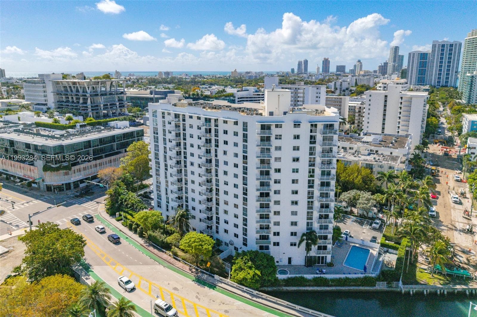 A11993284 — Miami Beach — 15