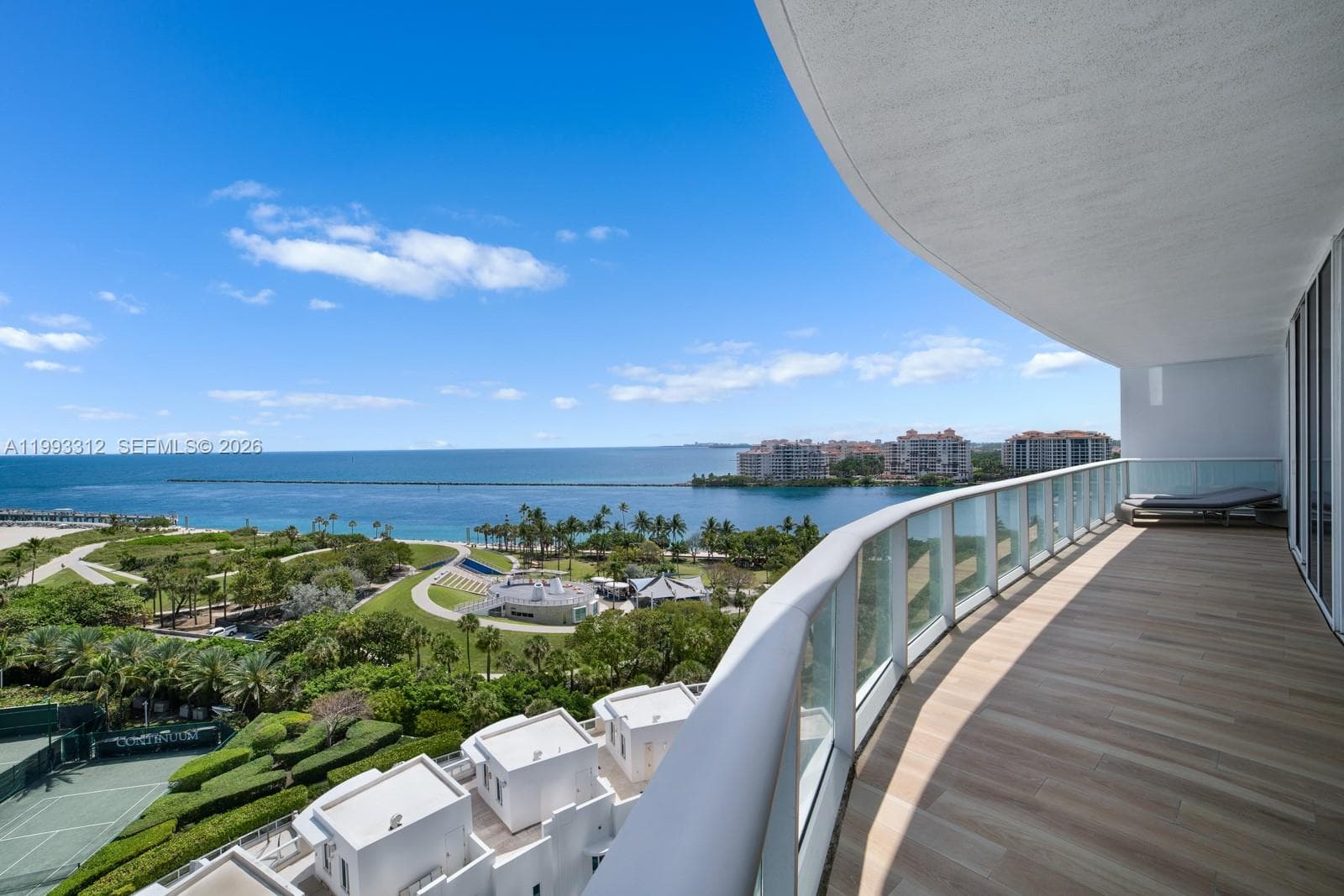 A11993312 — Miami Beach — 27