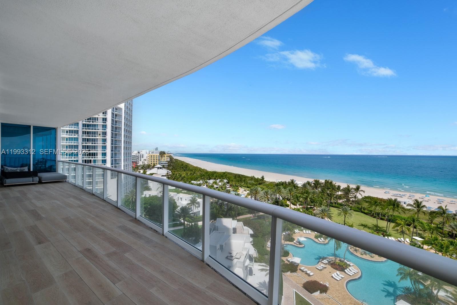 A11993312 — Miami Beach — 29