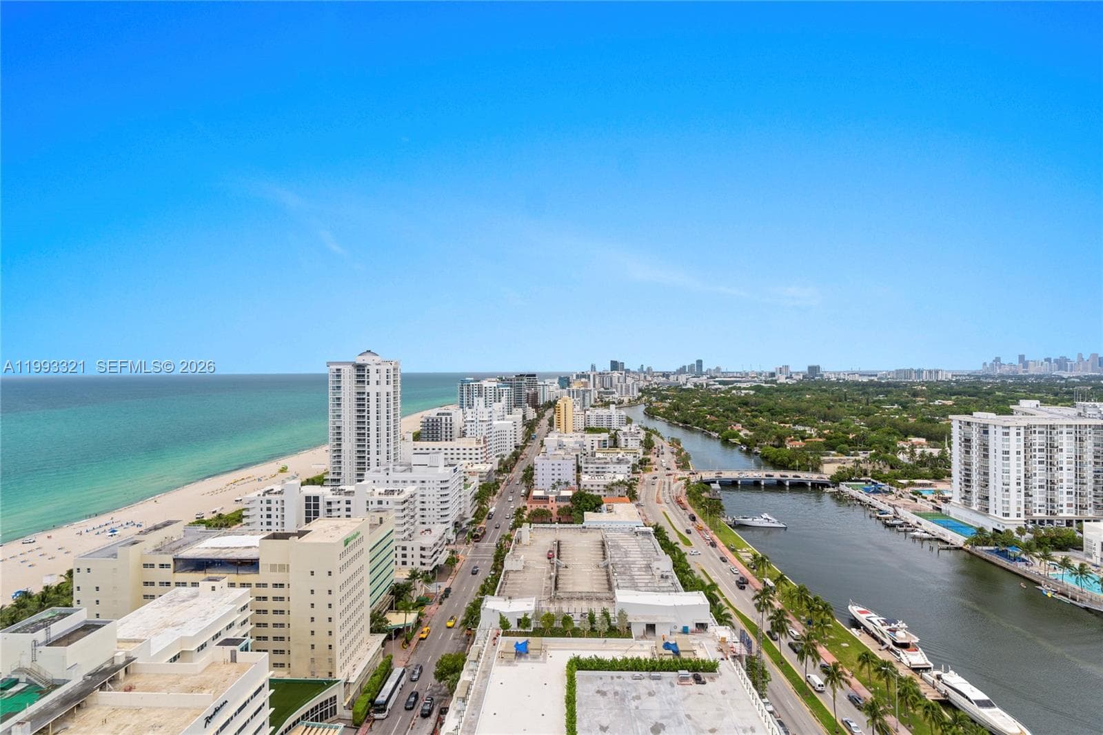A11993321 — Miami Beach — 42