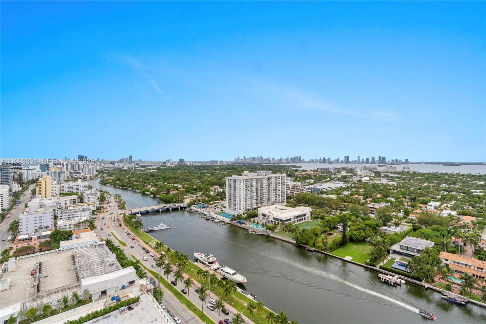 A11993321 — Miami Beach — 43