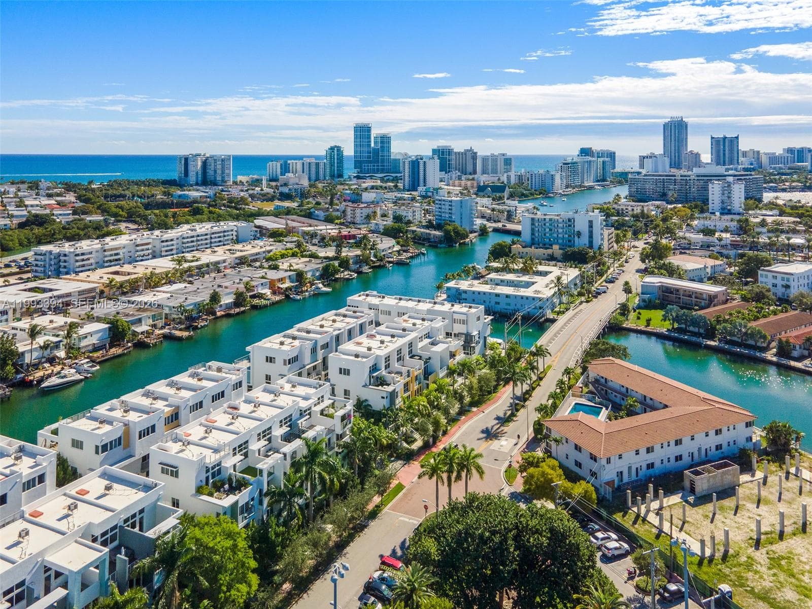 A11993394 — Miami Beach — 39