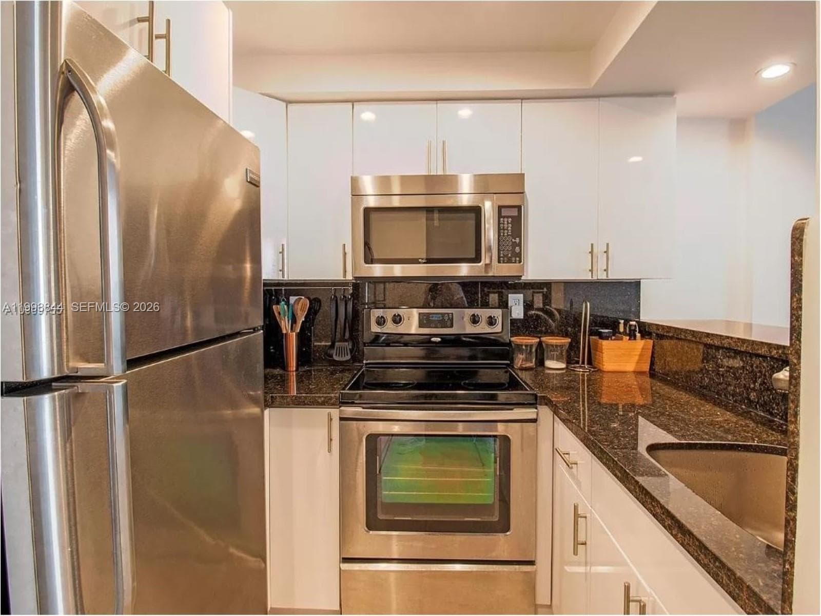 A11993844 — Miami Beach — 4