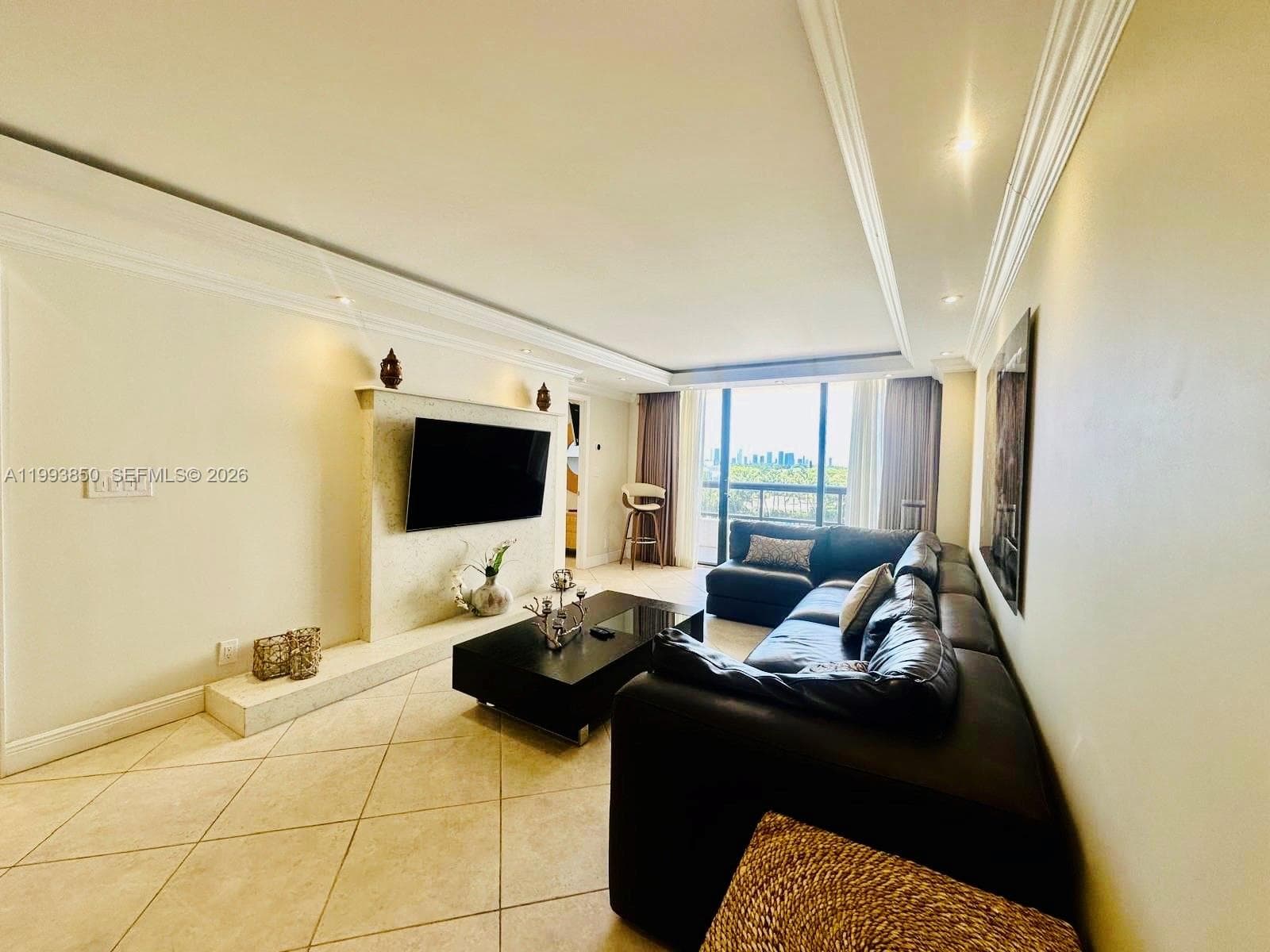 A11993850 — Miami Beach — 6