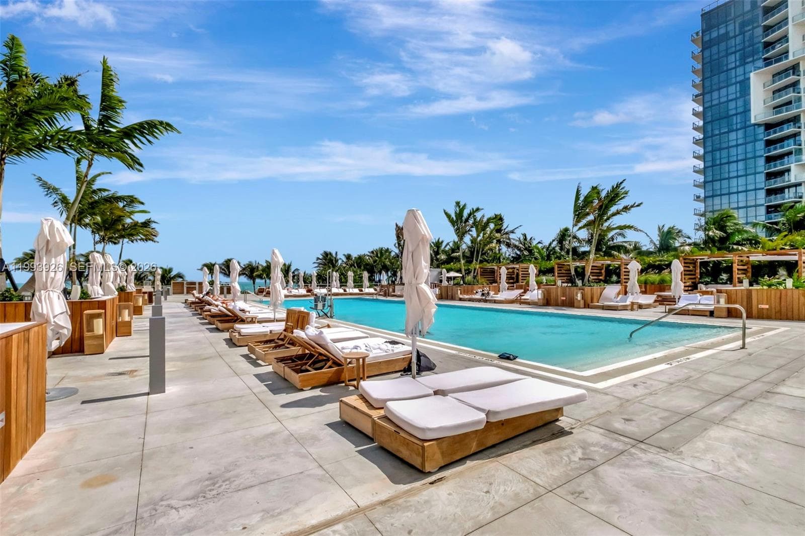 A11993926 — Miami Beach — 39