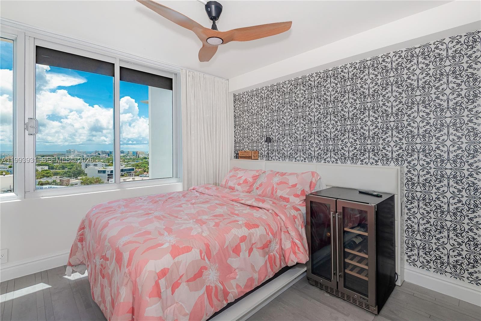 A11993931 — Miami Beach — 21