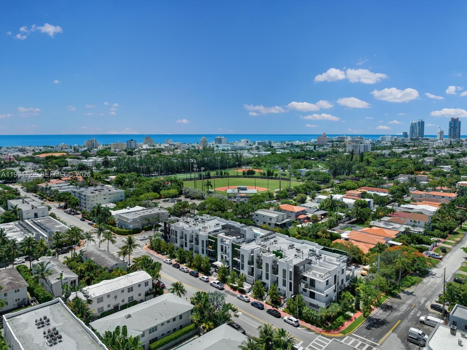 A11994122 — Miami Beach — 27