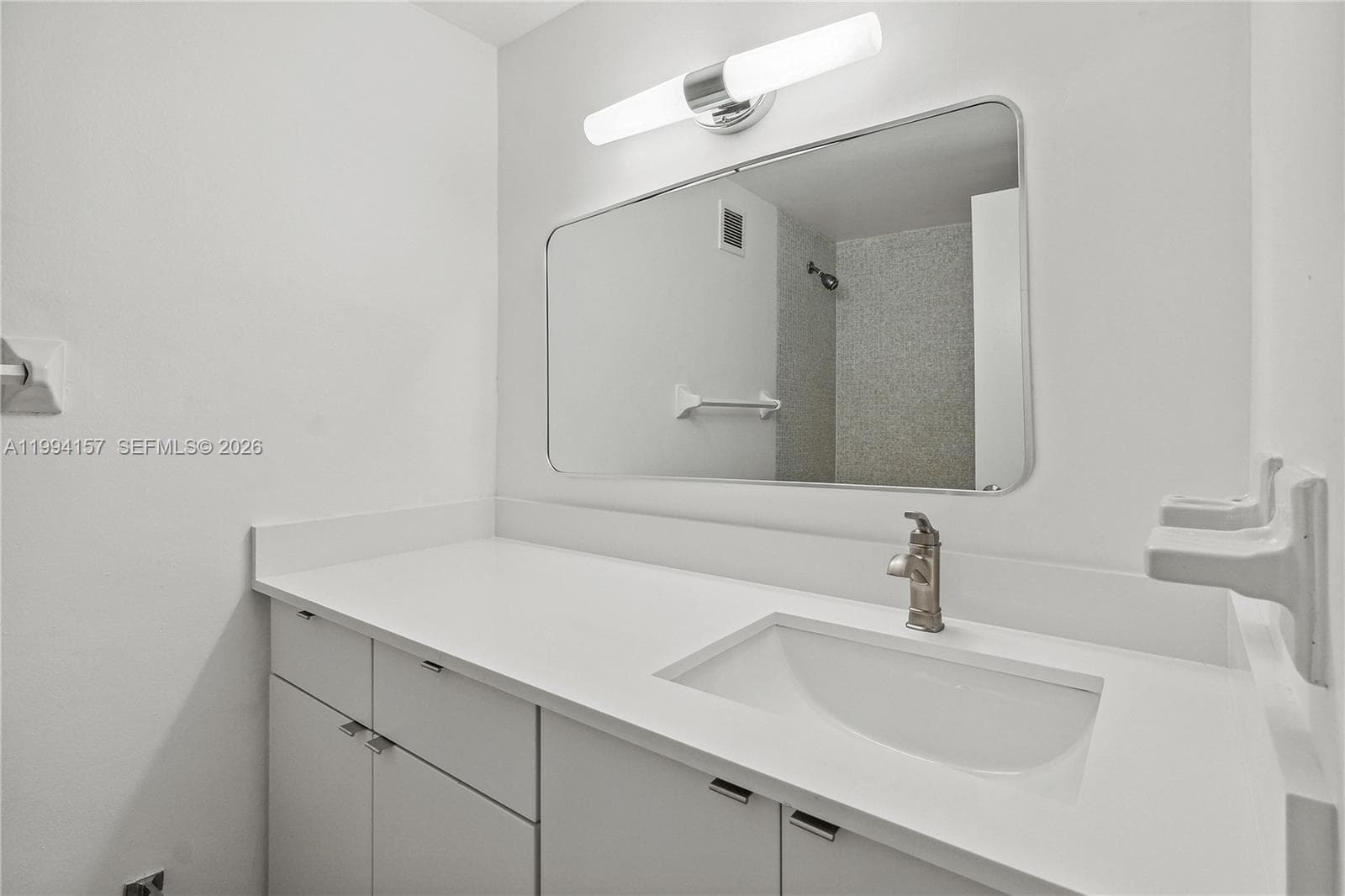 A11994157 — Miami Beach — 8